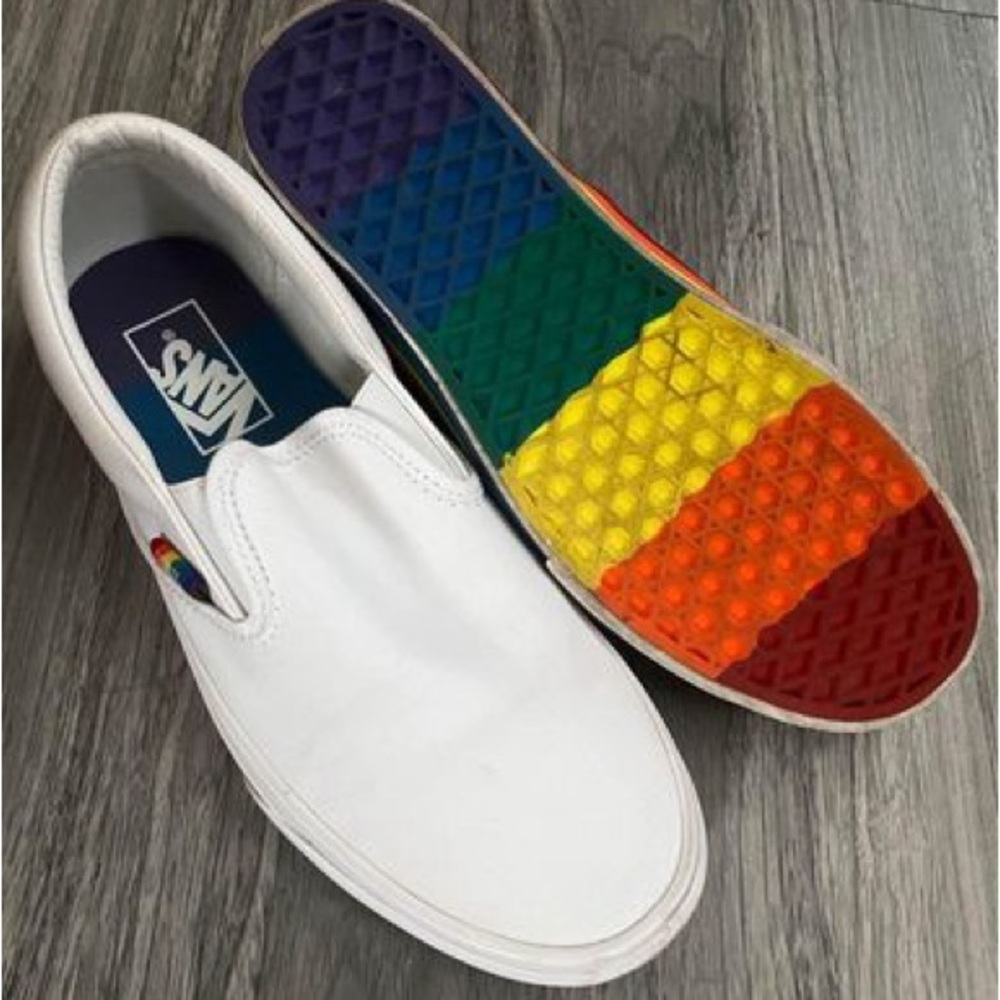 VANS Pride Slides - Size Women’s 9